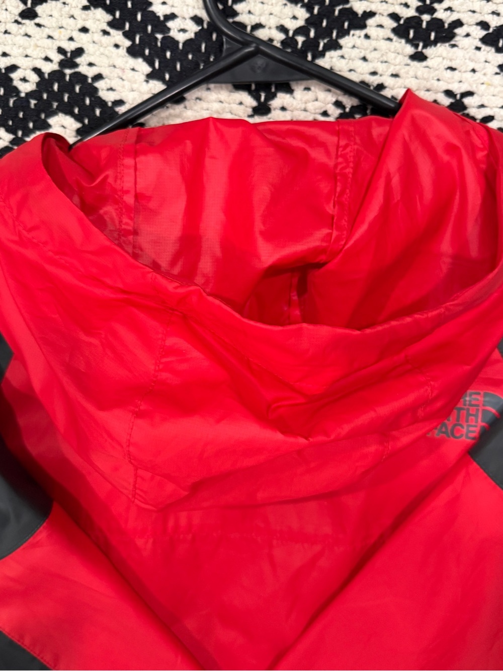 The North Face Red and Black Men's Windbreaker Jacket - Picture 5 of 6